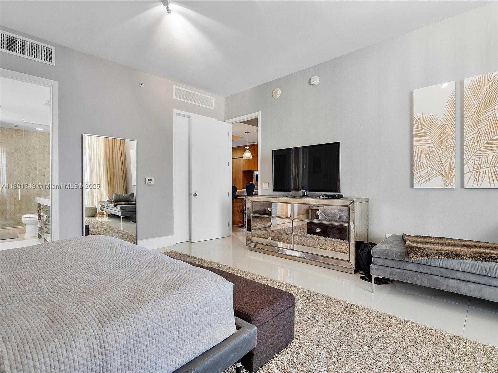 Small Image of 9705 COLLINS AVE #1804N, Bal Harbour Number 12