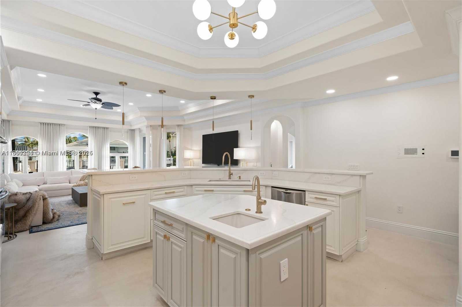 Small Image of 3380 NORTH EAST 170TH ST, North Miami Beach Number 15