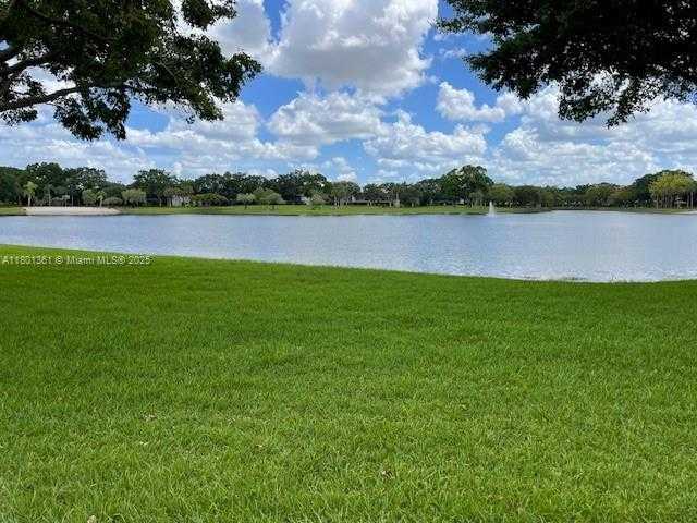 Small Image of 15325 SOUTH WEST 106TH TER #618, Miami Number 15