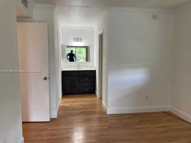 Small Image of 15325 SOUTH WEST 106TH TER #618, Miami Number 9