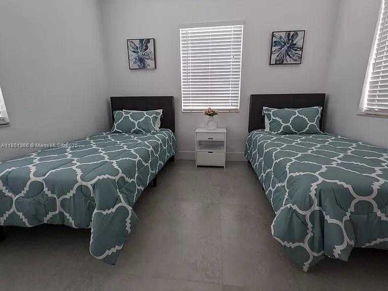 Small Image of 1401 SOUTH WEST 15TH ST, Miami Number 17