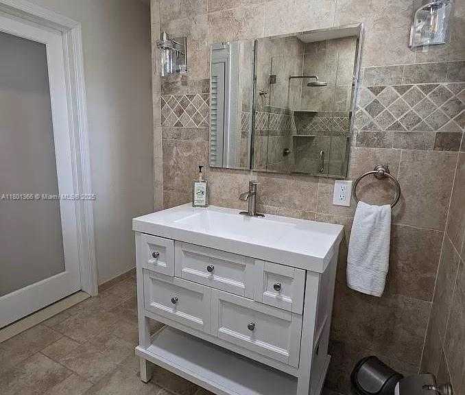 Small Image of 1401 SOUTH WEST 15TH ST, Miami Number 21
