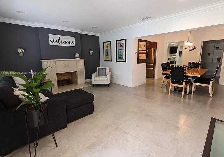 Small Image of 1401 SOUTH WEST 15TH ST, Miami Number 4