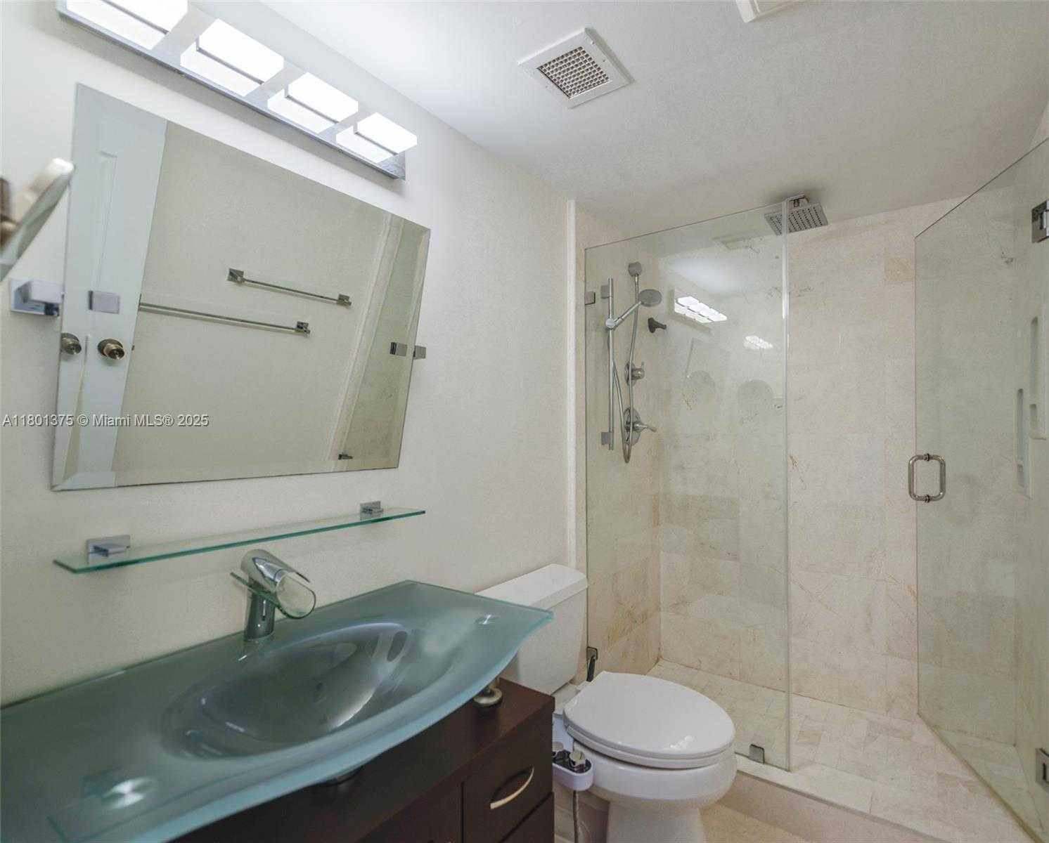 Small Image of 1985 SOUTH OCEAN DR #PHM, Hallandale Beach Number 18