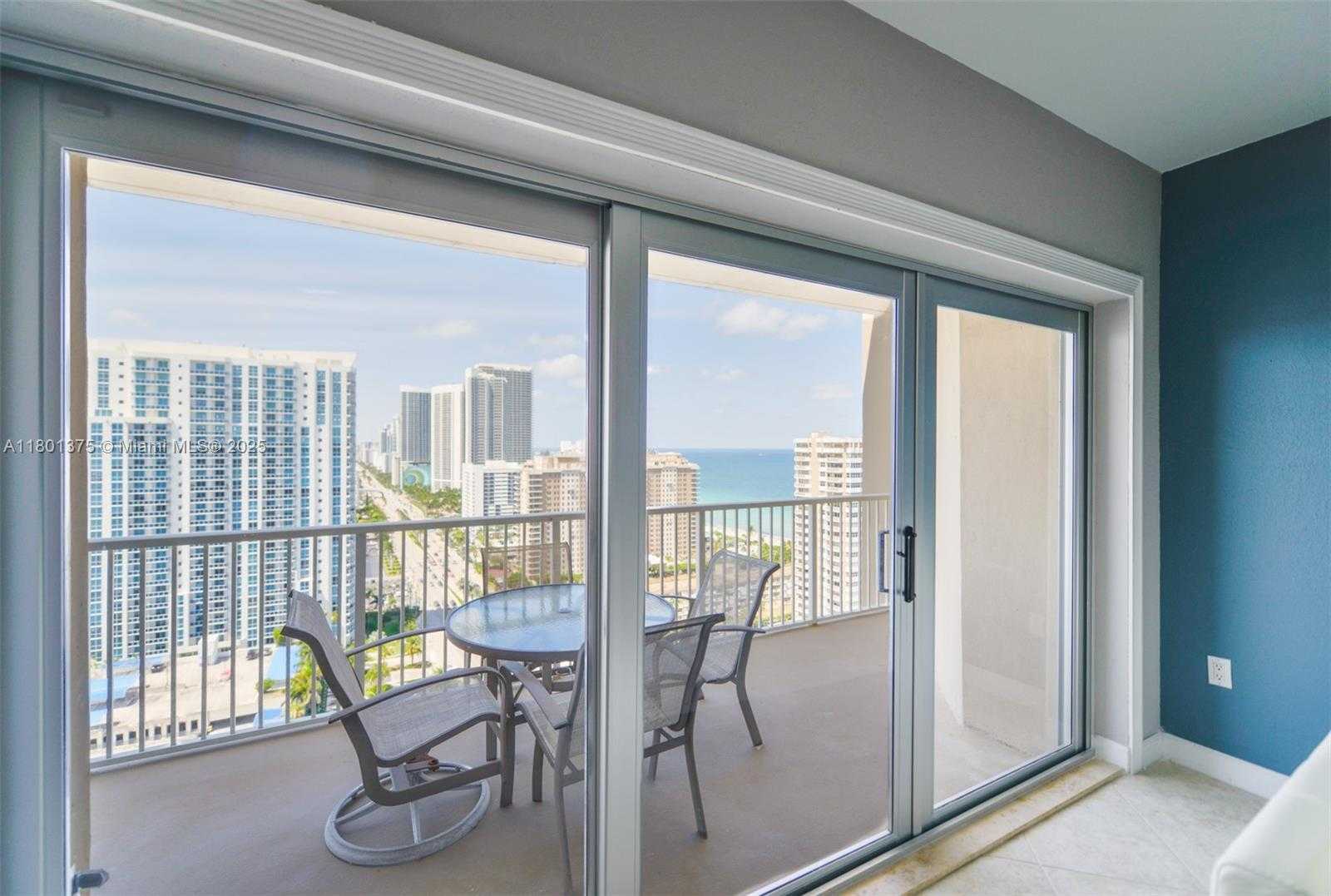 Small Image of 1985 SOUTH OCEAN DR #PHM, Hallandale Beach Number 8