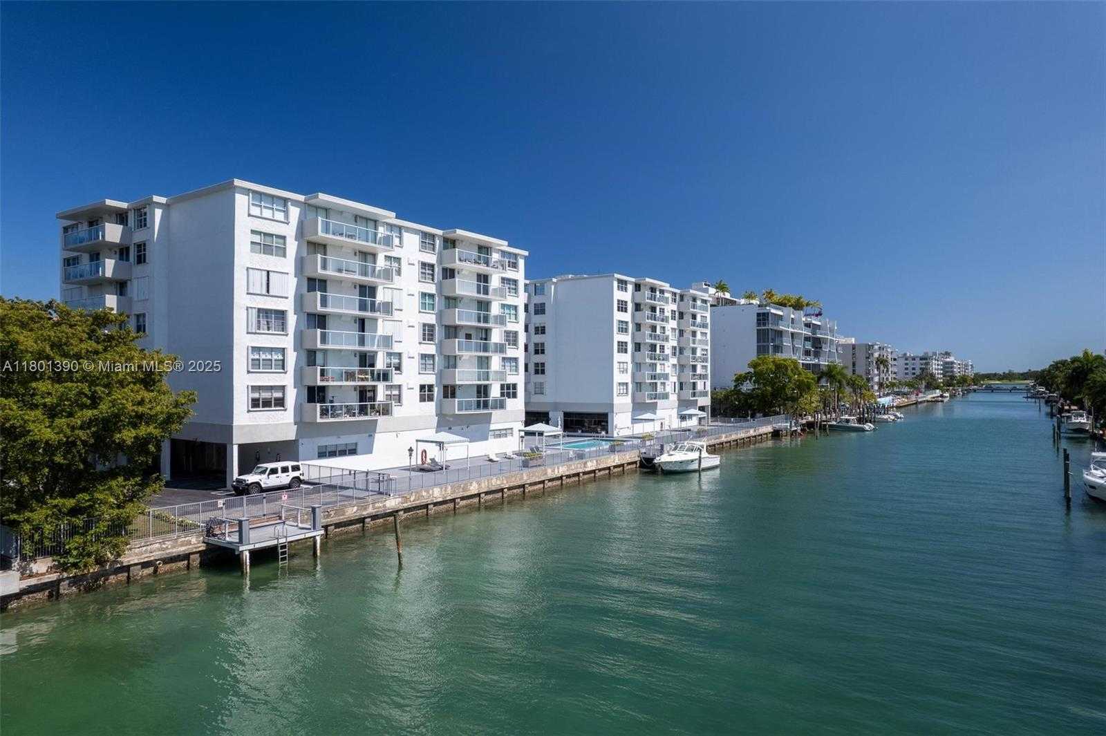 Small Image of 10000 WEST BAY HARBOR DR #324, Bay Harbor Islands Number 43