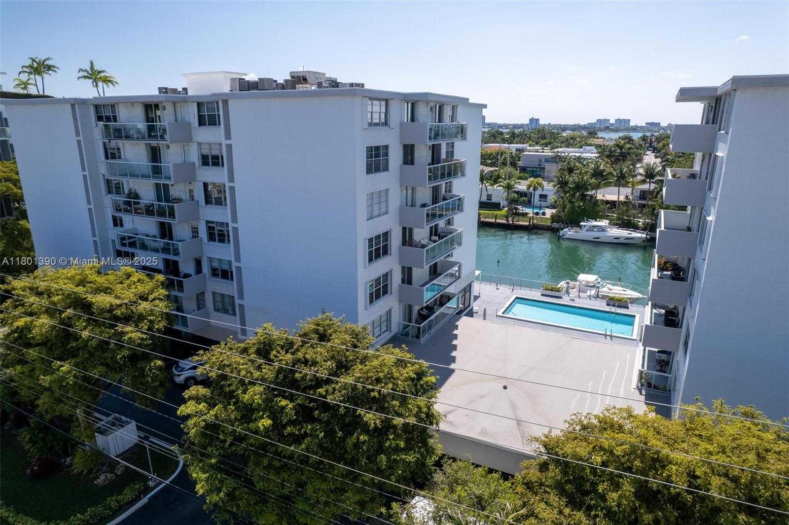 Small Image of 10000 WEST BAY HARBOR DR #324, Bay Harbor Islands Number 49