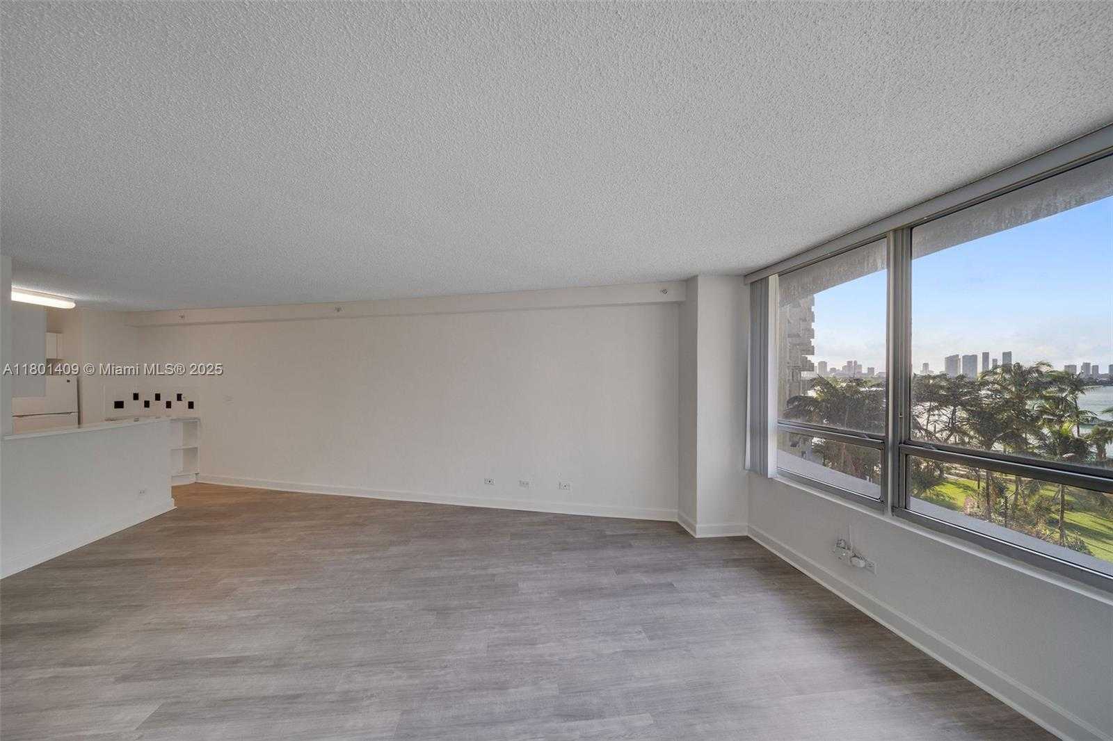 Small Image of 1500 BAY RD #S-1152, Miami Beach Number 10