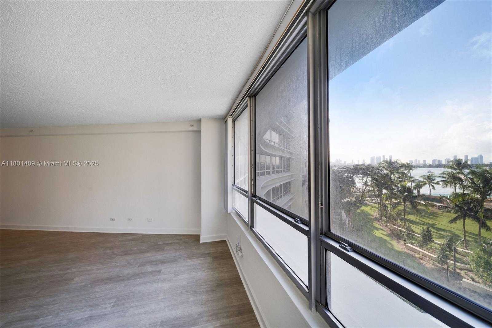 Small Image of 1500 BAY RD #S-1152, Miami Beach Number 11
