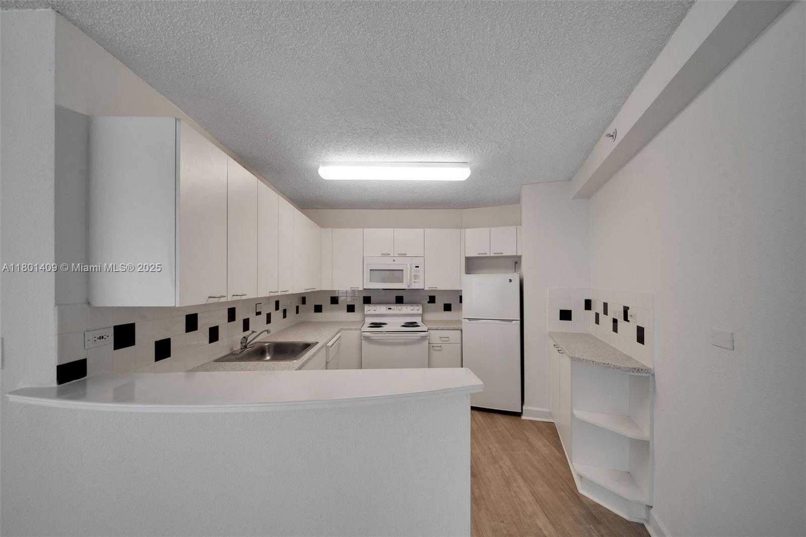 Small Image of 1500 BAY RD #S-1152, Miami Beach Number 12