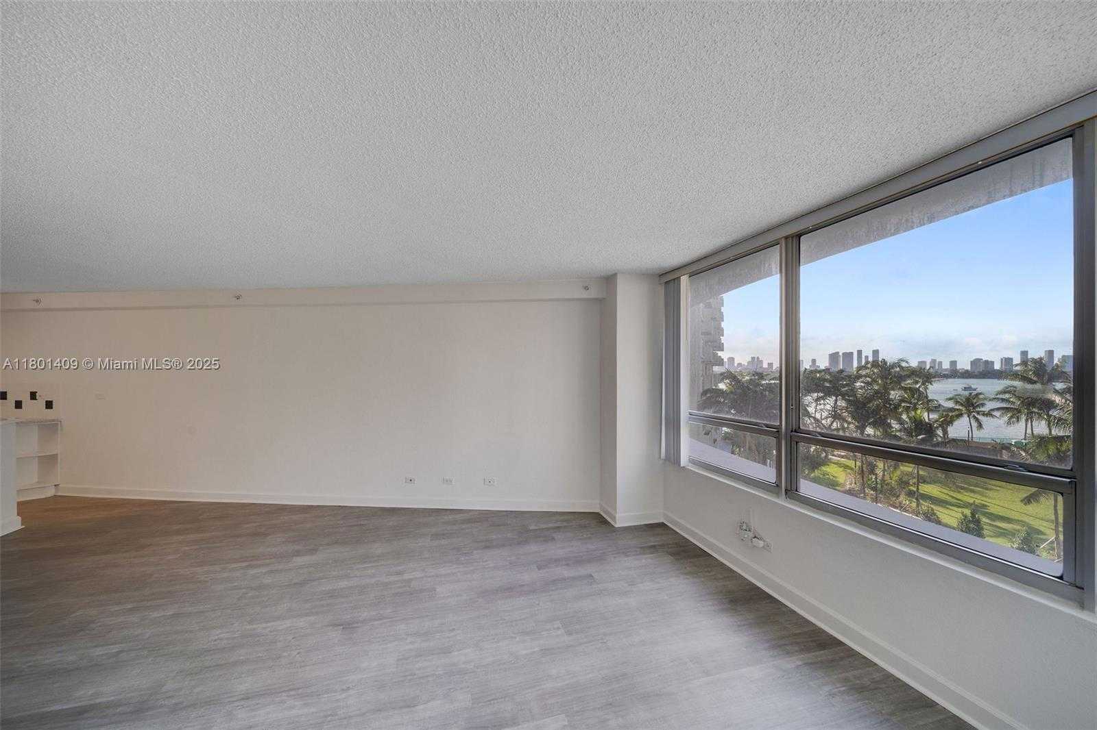 Small Image of 1500 BAY RD #S-1152, Miami Beach Number 9