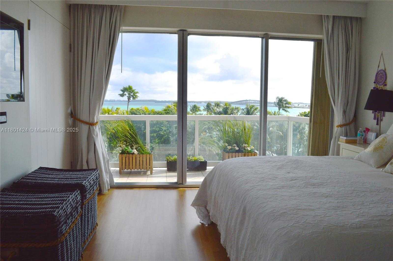 Small Image of 2451 BRICKELL AVENUE #5J, Miami Number 17
