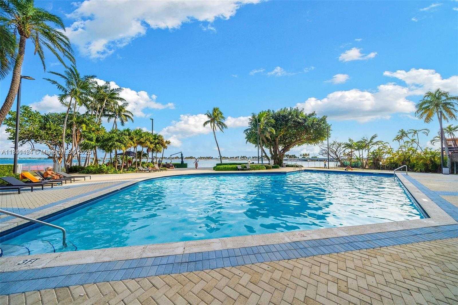 Small Image of 2451 BRICKELL AVENUE #5J, Miami Number 30