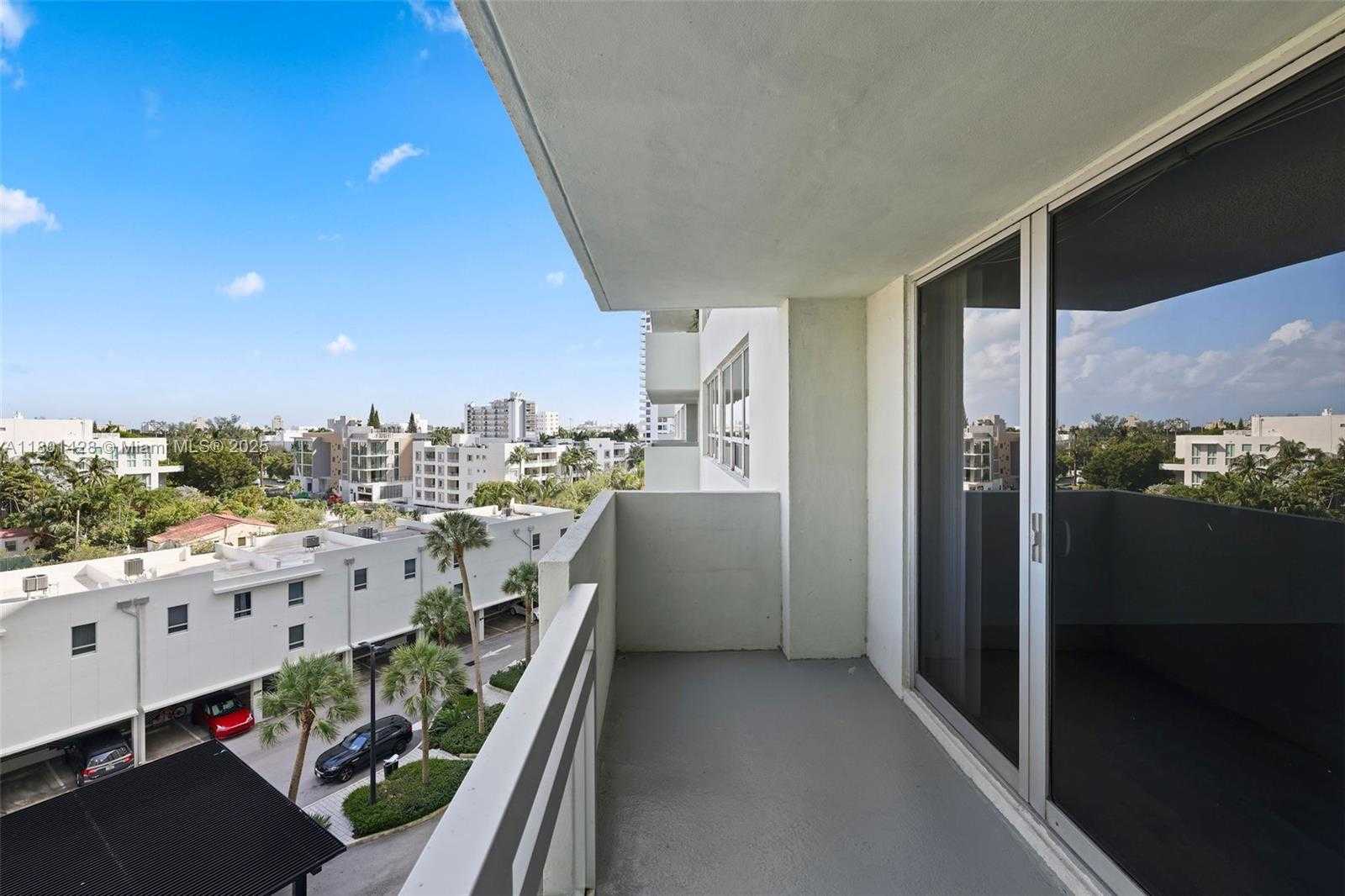 Small Image of 1500 BAY RD #S-0302, Miami Beach Number 16