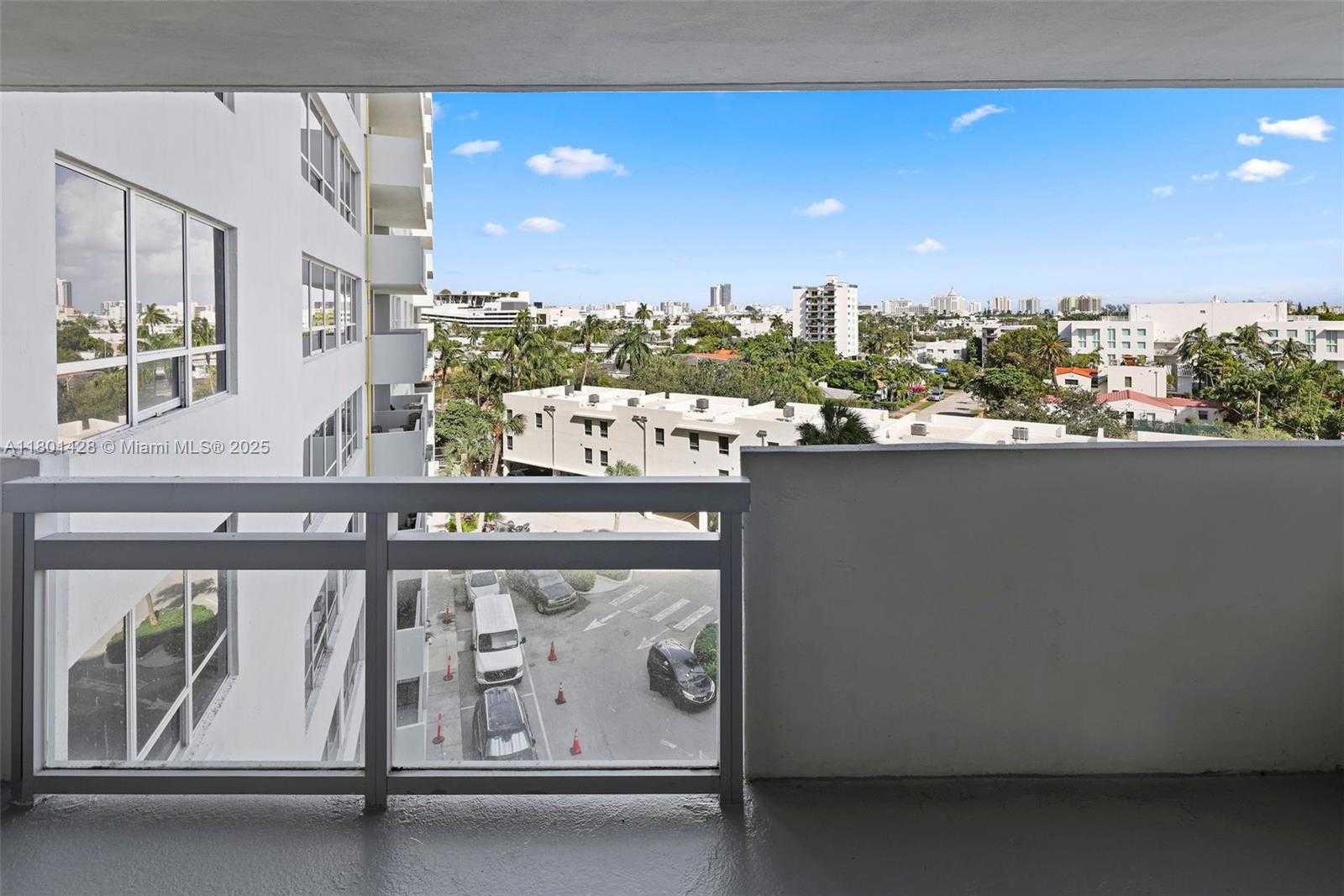 Small Image of 1500 BAY RD #S-0302, Miami Beach Number 18