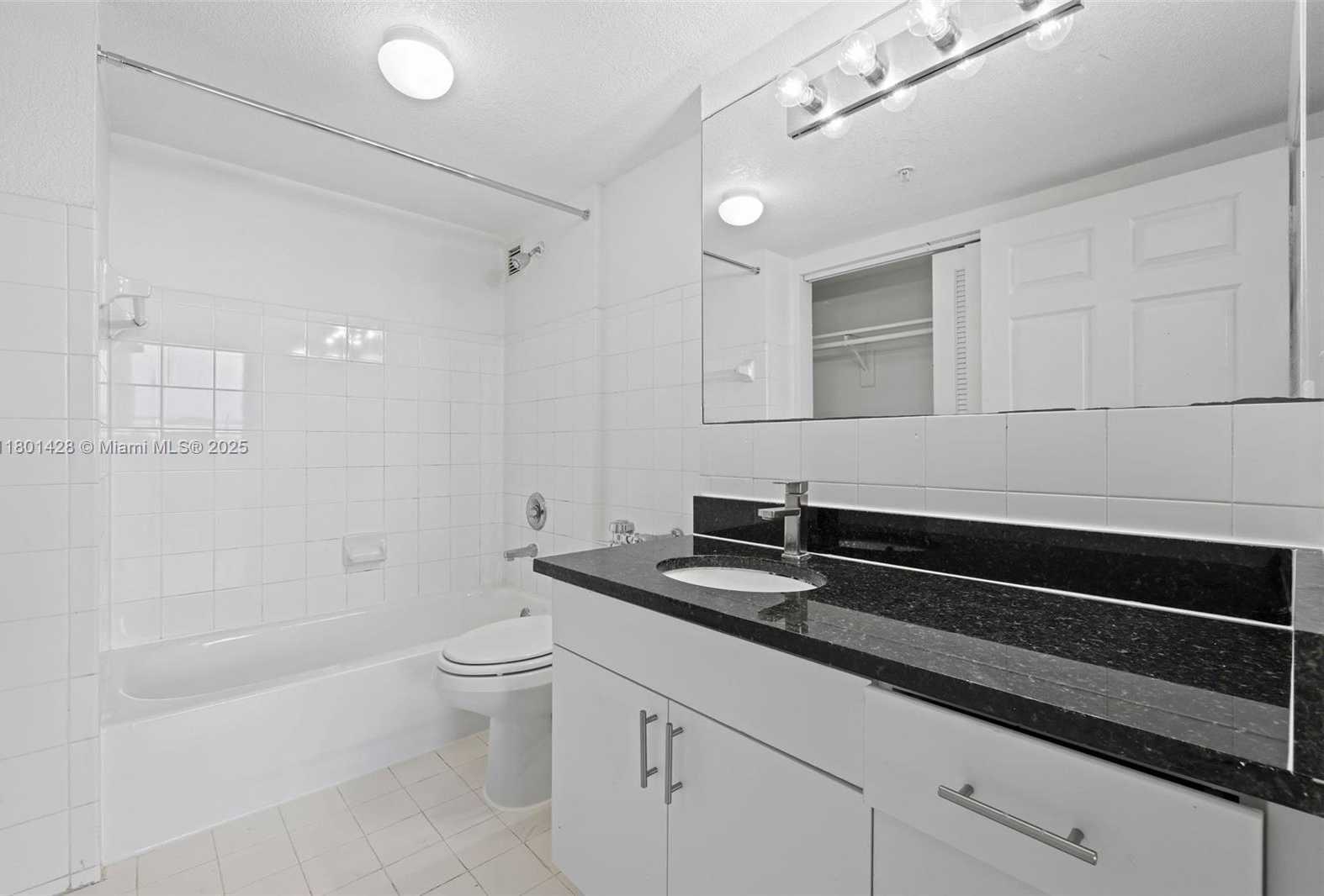 Small Image of 1500 BAY RD #S-0302, Miami Beach Number 29