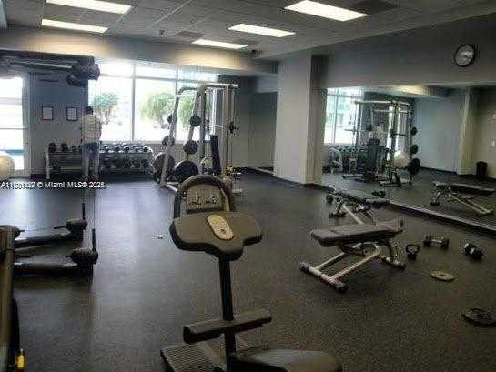 Small Image of 1200 BRICKELL BAY DR #2716, Miami Number 11