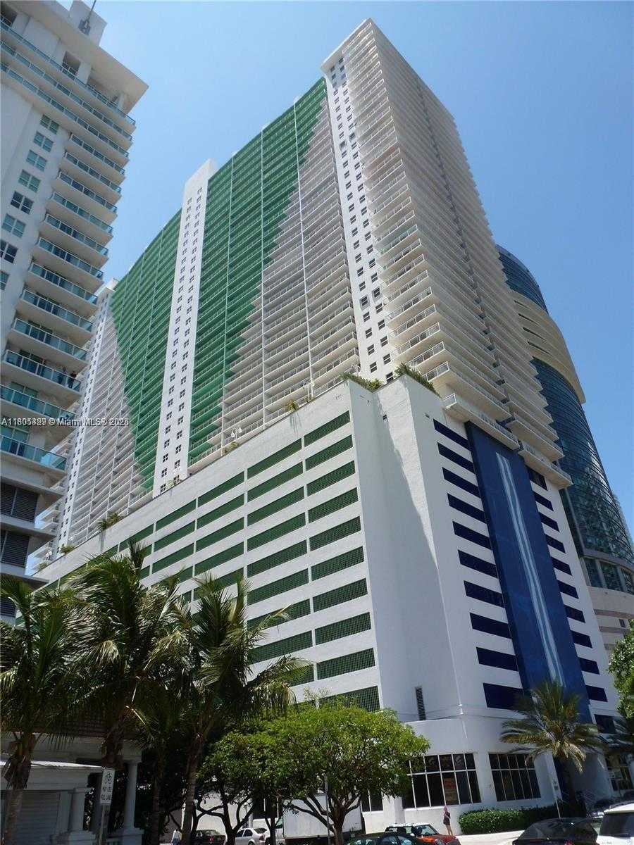 Small Image of 1200 BRICKELL BAY DR #2716, Miami Number 7
