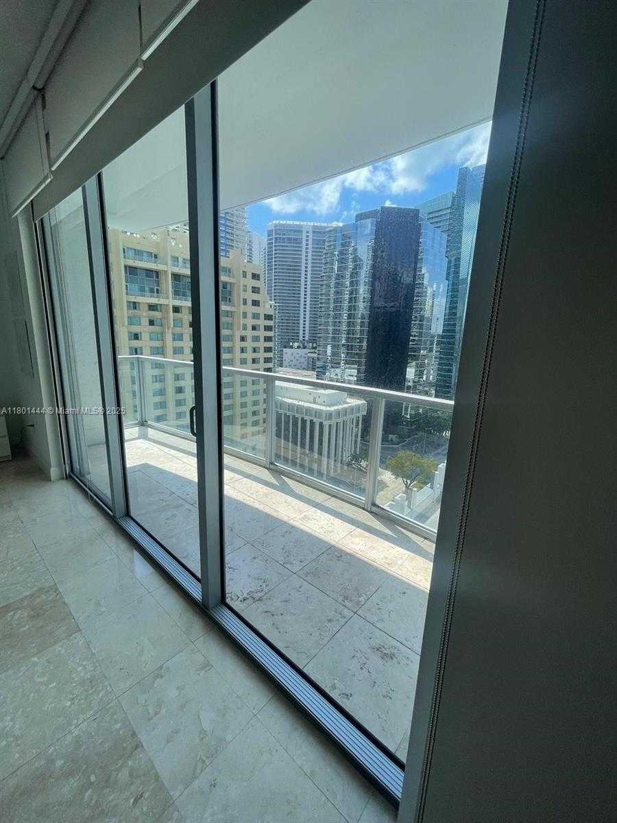 Small Image of 1060 BRICKELL AVE #1609, Miami Number 12