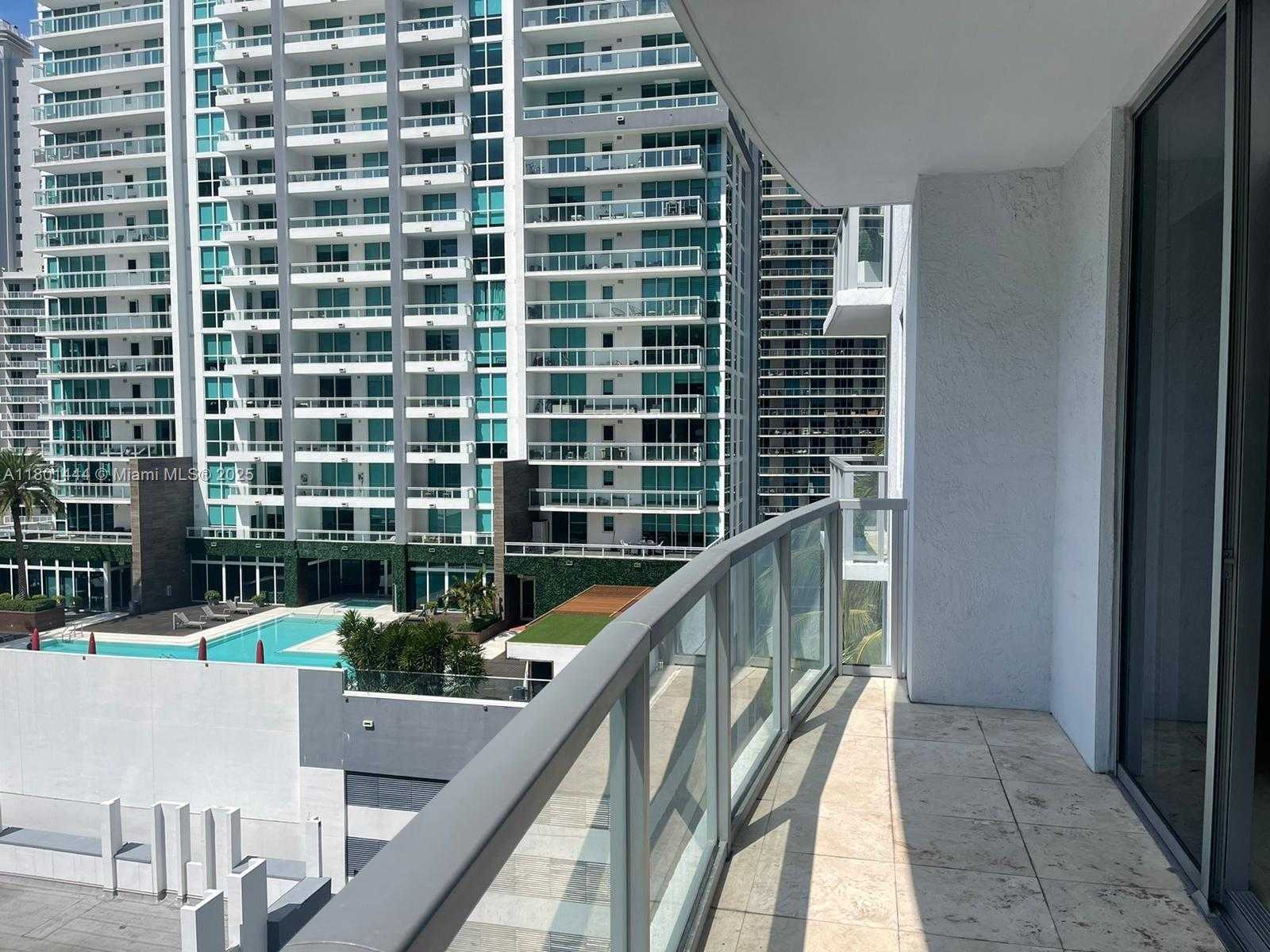 Small Image of 1060 BRICKELL AVE #1609, Miami Number 13