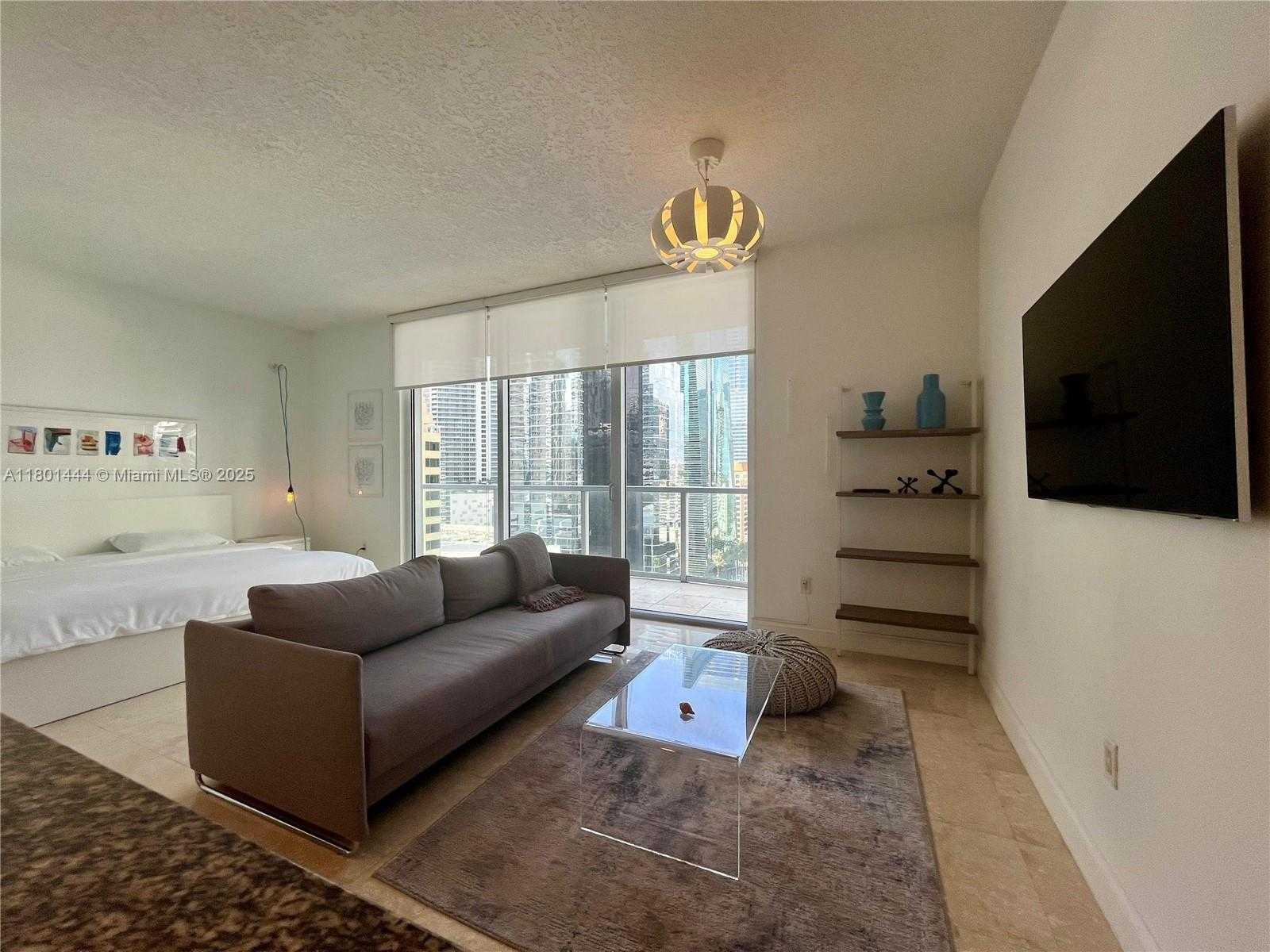 Small Image of 1060 BRICKELL AVE #1609, Miami Number 6