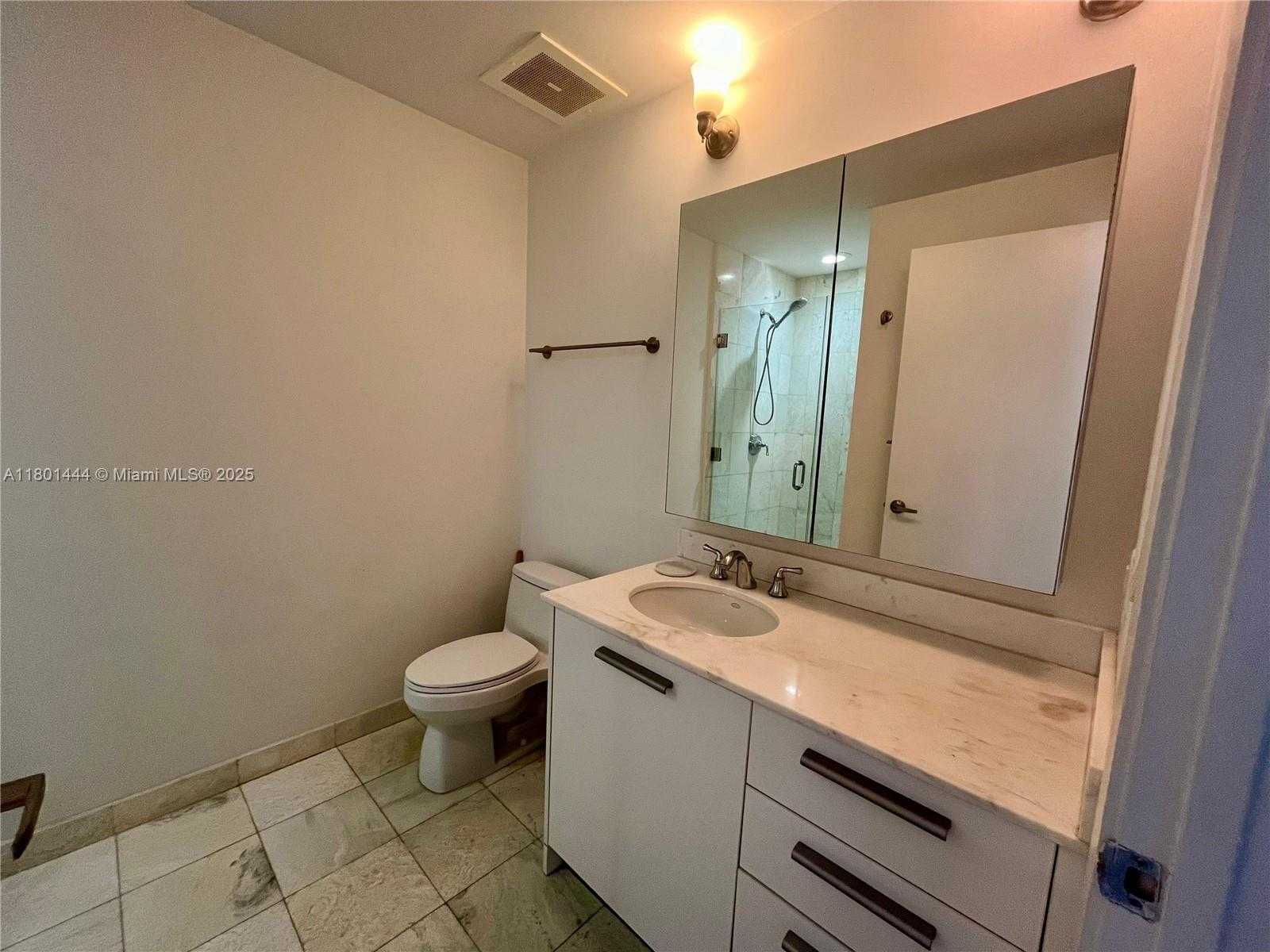 Small Image of 1060 BRICKELL AVE #1609, Miami Number 8