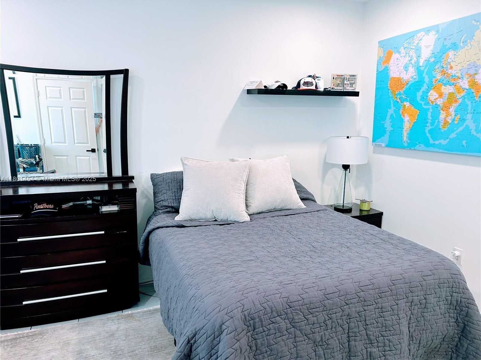 Small Image of 1120 CANELLA LN, Hollywood Number 21