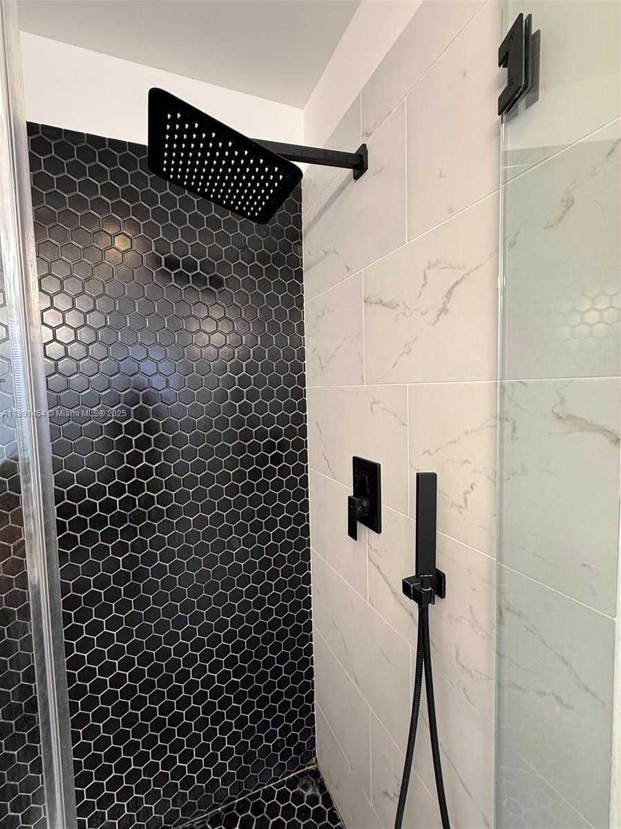 Small Image of 1120 CANELLA LN, Hollywood Number 3