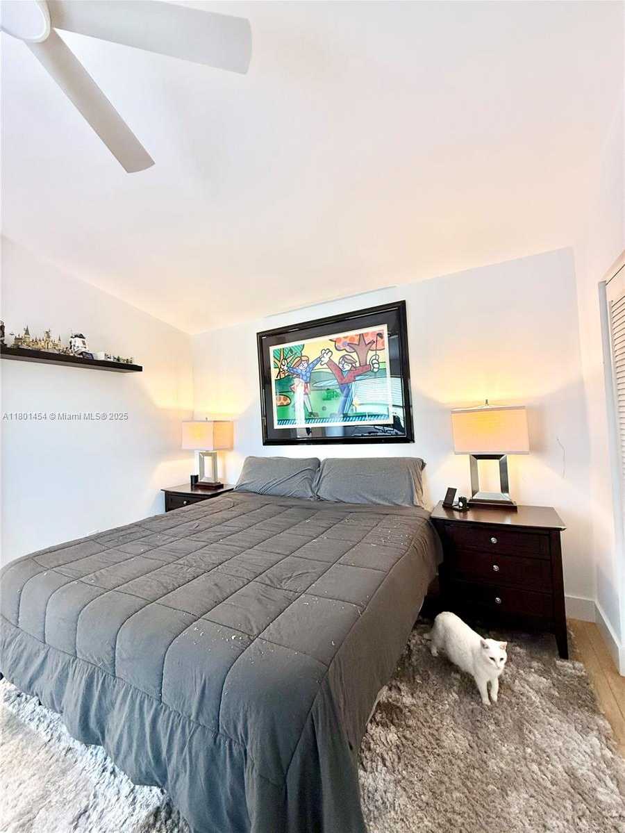 Small Image of 1120 CANELLA LN, Hollywood Number 44