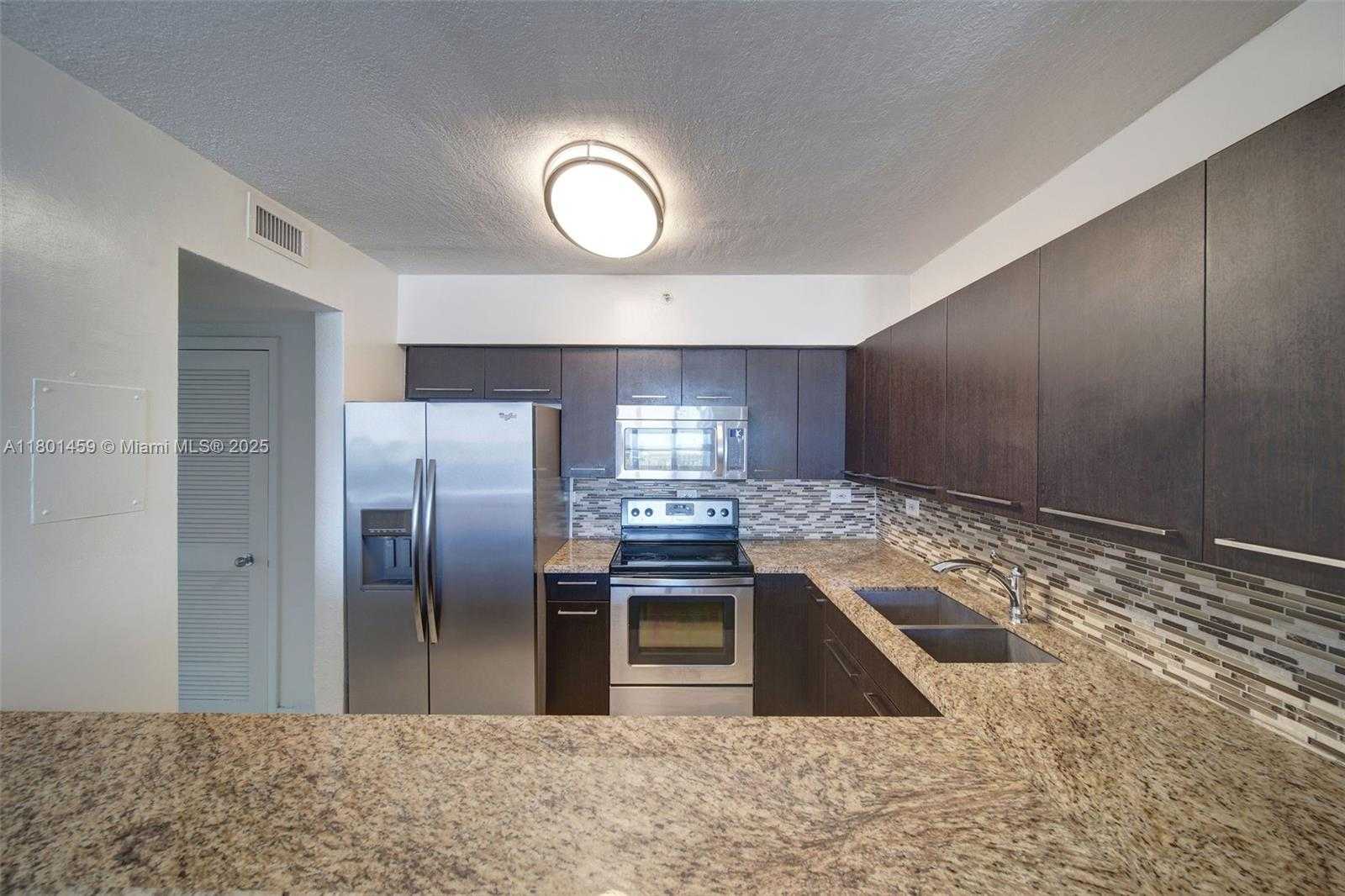 Small Image of 1500 BAY RD #S-0270, Miami Beach Number 12