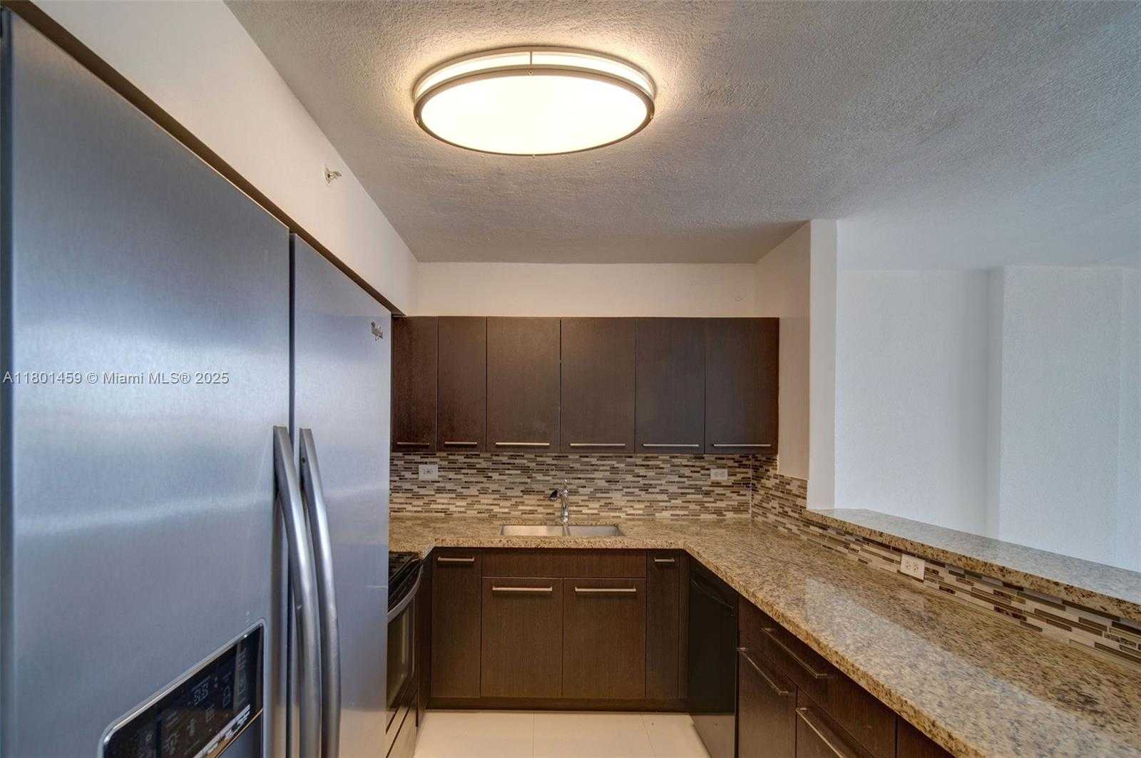 Small Image of 1500 BAY RD #S-0270, Miami Beach Number 14