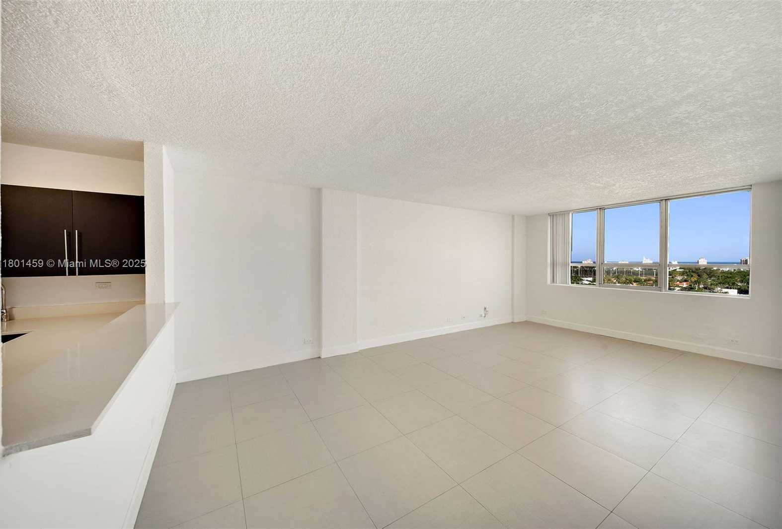 Small Image of 1500 BAY RD #S-0270, Miami Beach Number 5