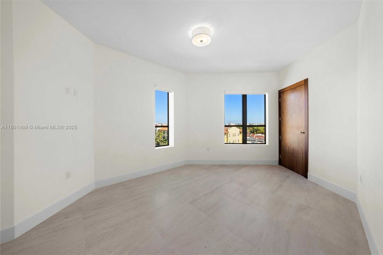 Small Image of 701 VALENCIA AVE #403, Coral Gables Number 11