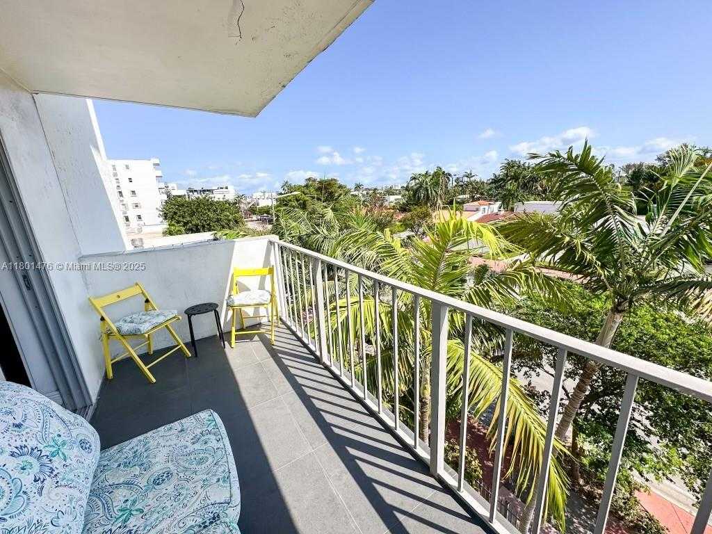Small Image of 1300 ALTON RD #4A, Miami Beach Number 11