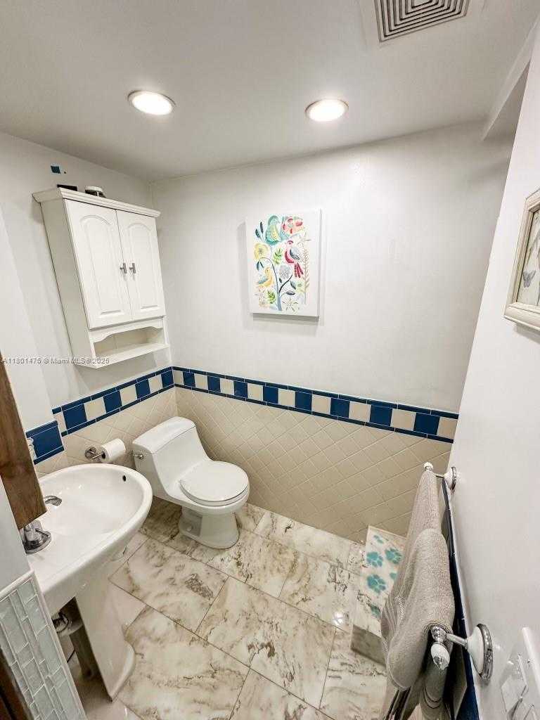 Small Image of 1300 ALTON RD #4A, Miami Beach Number 15