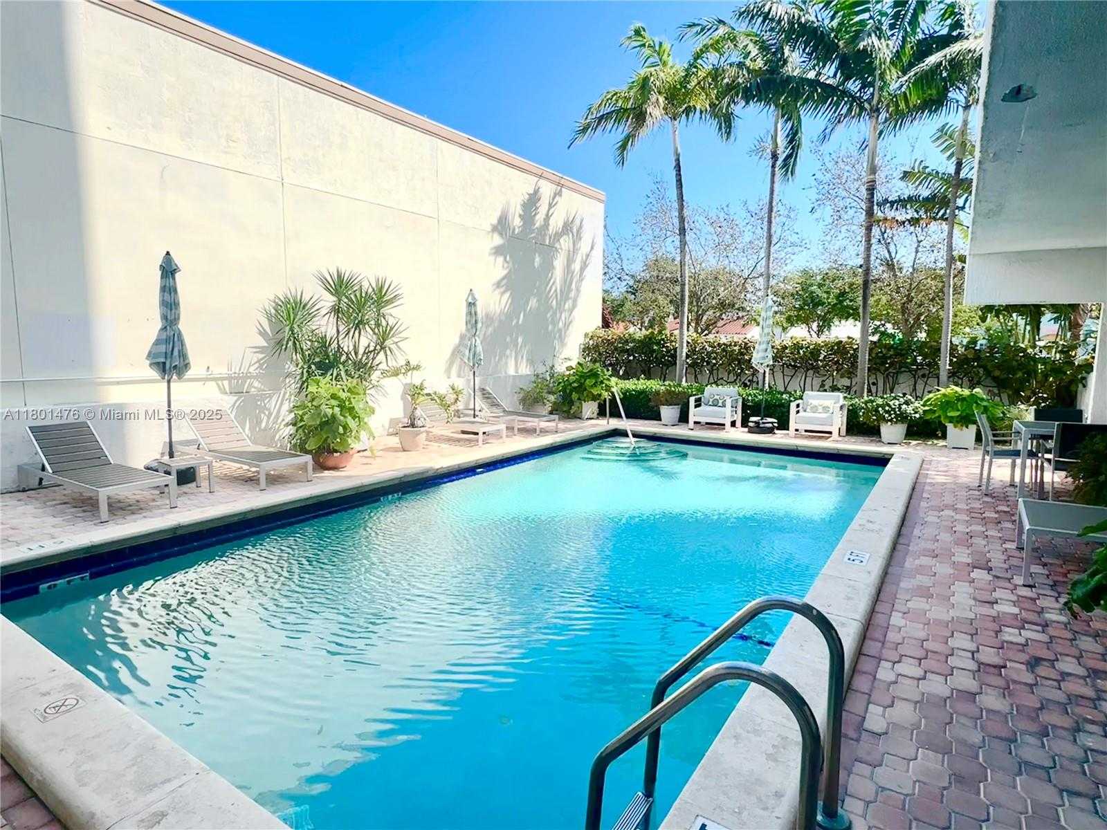 Small Image of 1300 ALTON RD #4A, Miami Beach Number 17