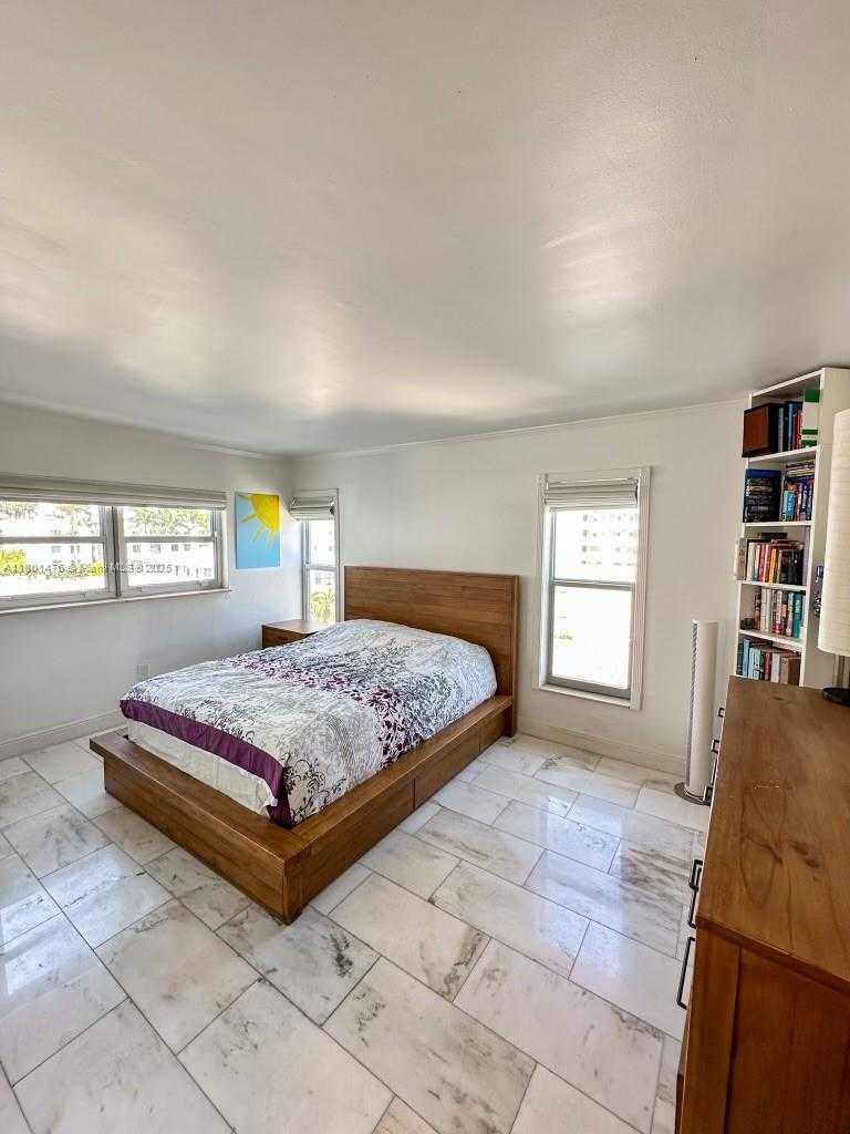Small Image of 1300 ALTON RD #4A, Miami Beach Number 7