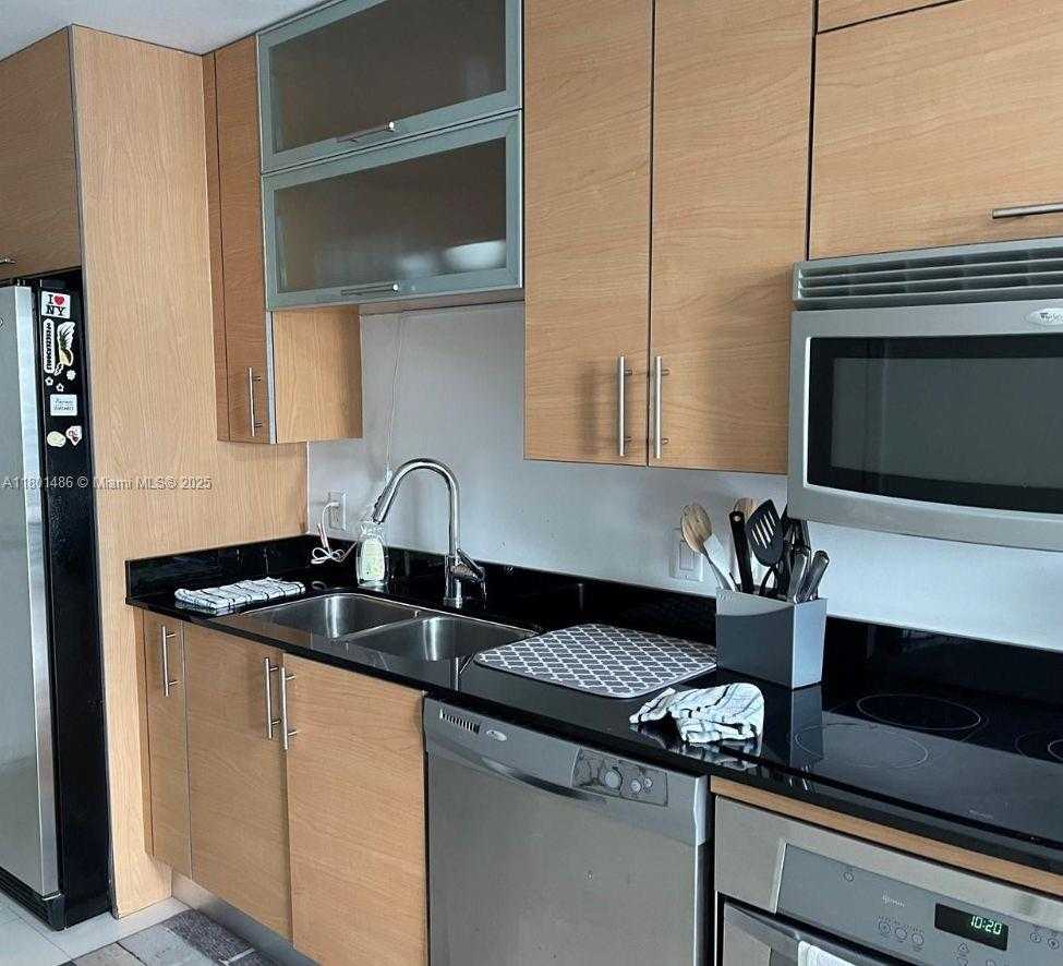 Small Image of 60 SOUTH WEST 13TH ST #1604, Miami Number 5