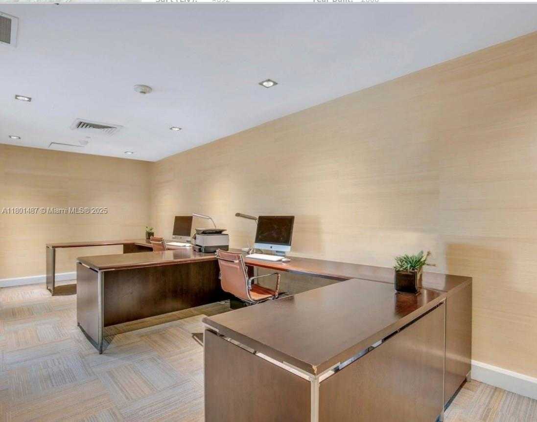 Small Image of 950 BRICKELL BAY DR #401, Miami Number 26