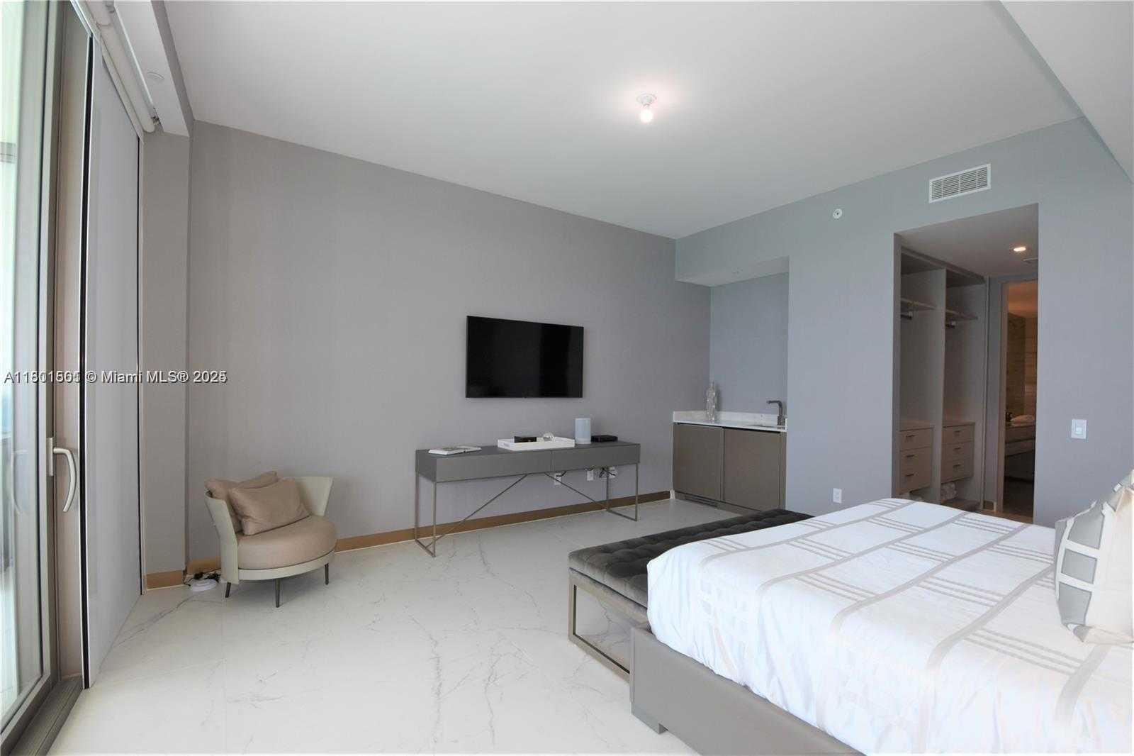 Small Image of 18975 COLLINS AVE #2003, Sunny Isles Beach Number 32