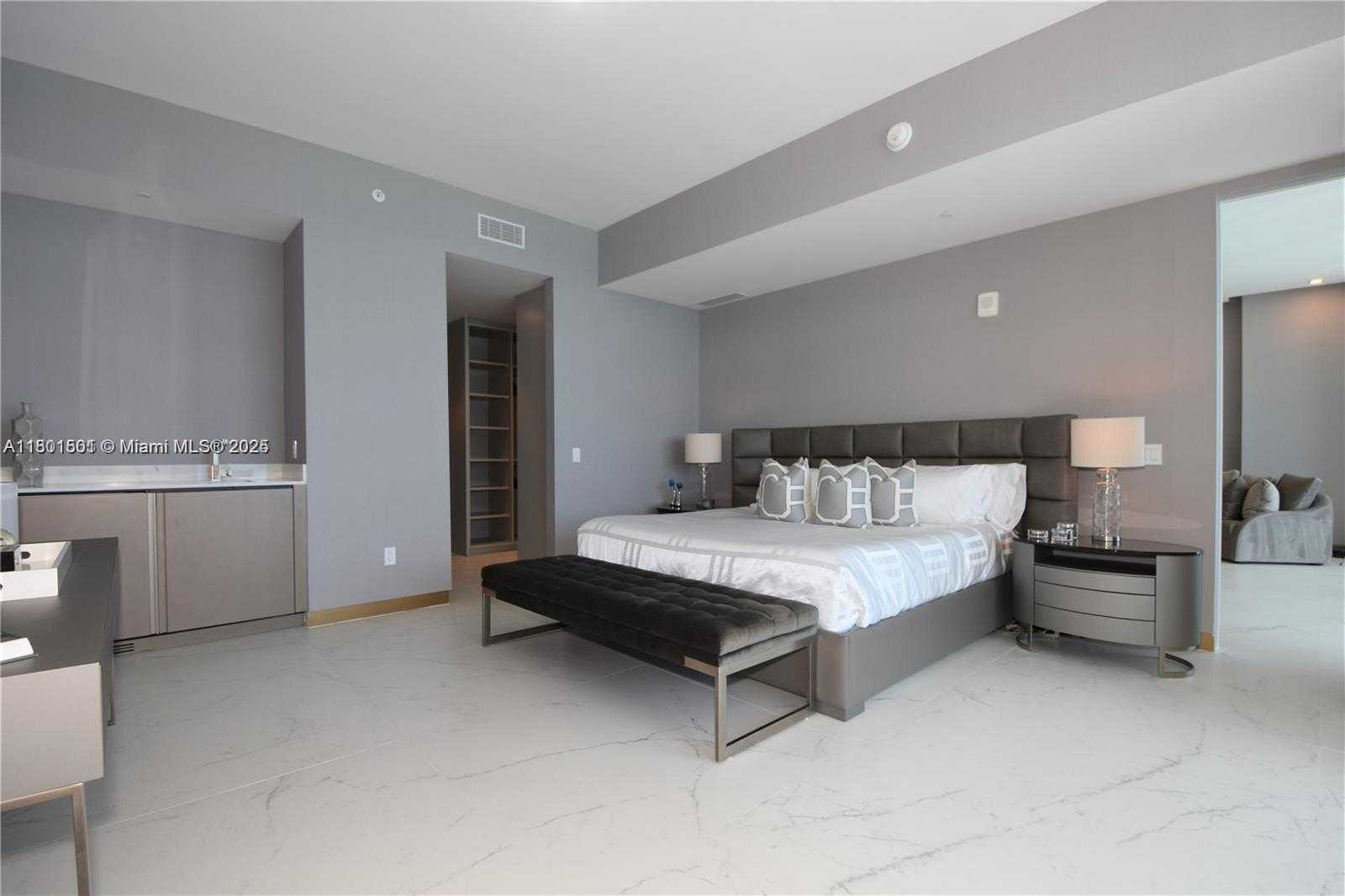 Small Image of 18975 COLLINS AVE #2003, Sunny Isles Beach Number 33