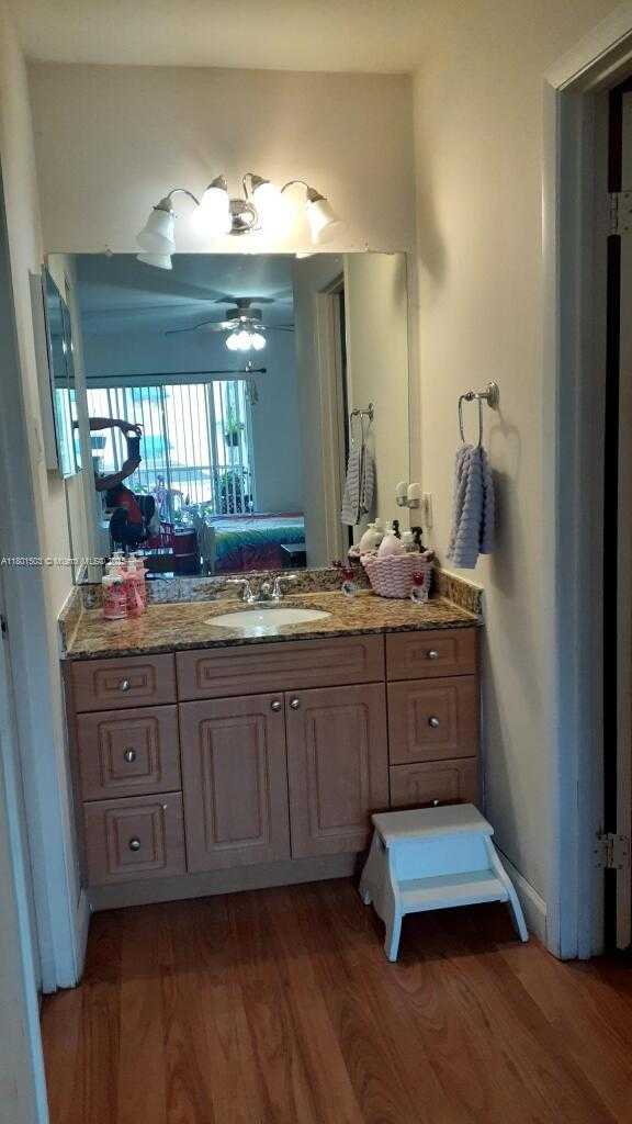 Small Image of 15295 SOUTH WEST 107TH LN #1005, Miami Number 16