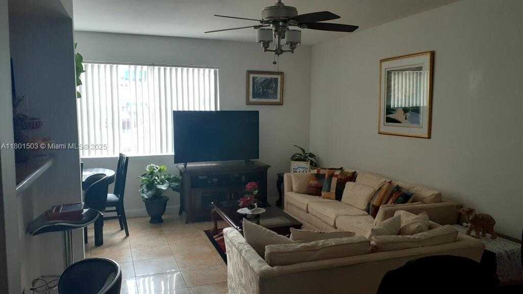 Small Image of 15295 SOUTH WEST 107TH LN #1005, Miami Number 4