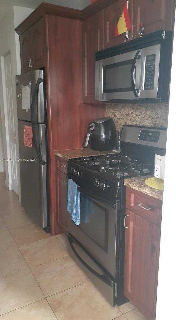 Small Image of 15295 SOUTH WEST 107TH LN #1005, Miami Number 8