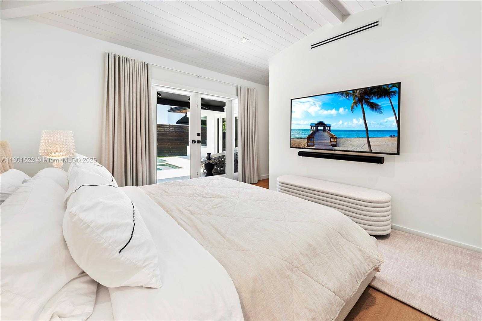 Small Image of 5711 MICHELANGELO ST, Coral Gables Number 14