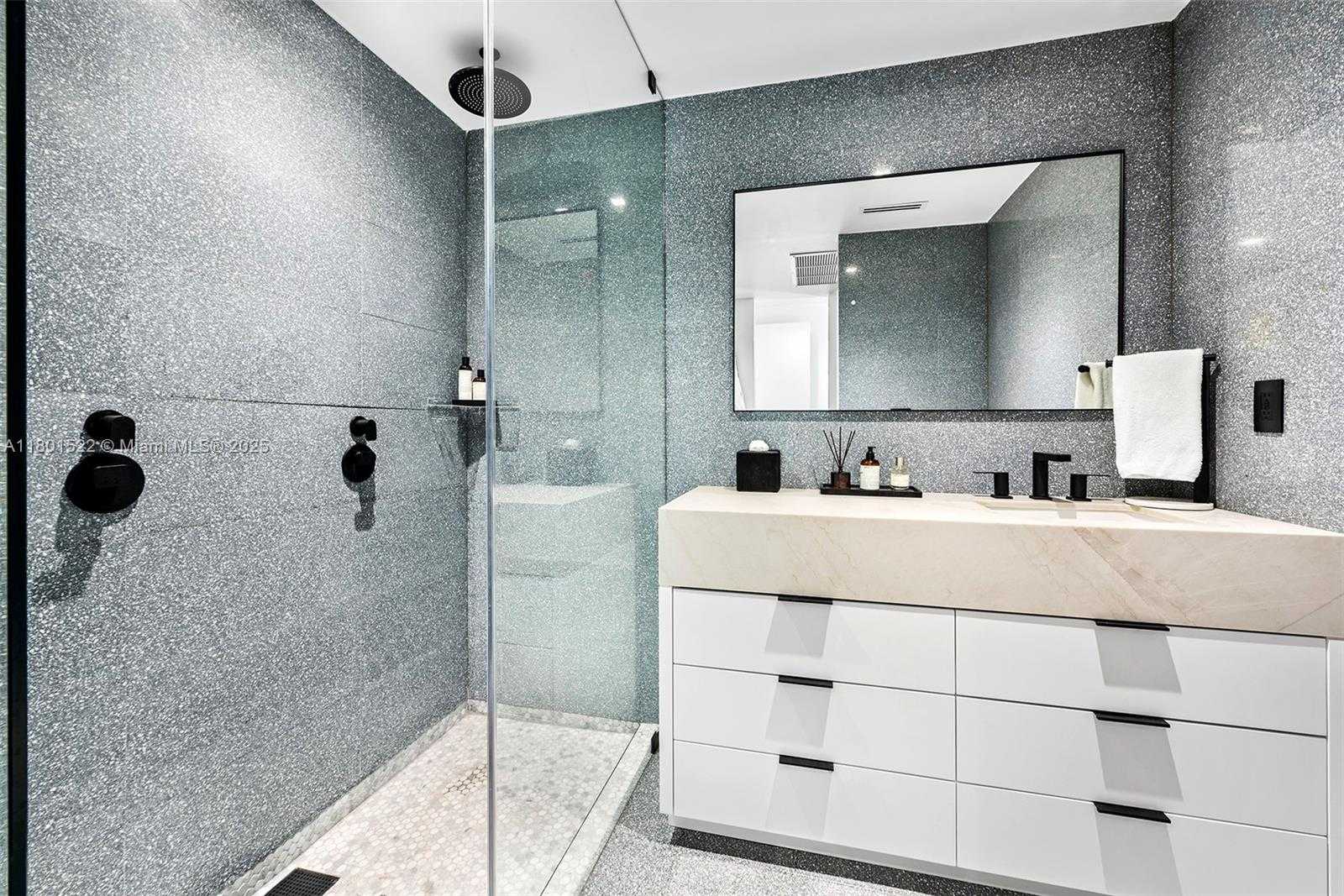 Small Image of 5711 MICHELANGELO ST, Coral Gables Number 17