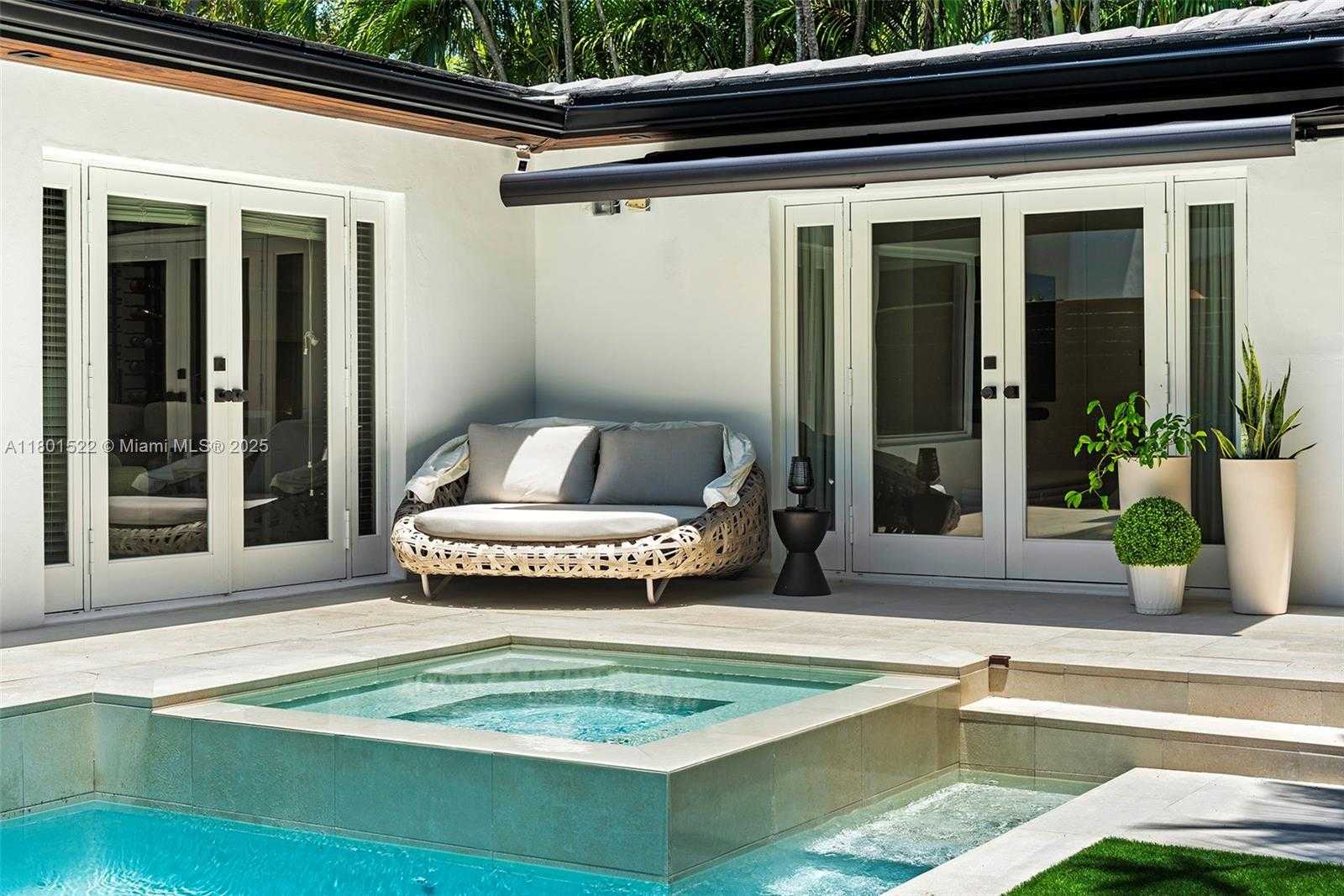 Small Image of 5711 MICHELANGELO ST, Coral Gables Number 25