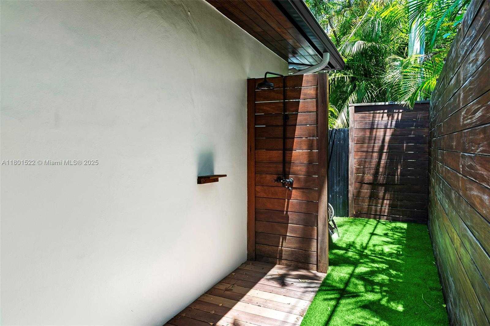 Small Image of 5711 MICHELANGELO ST, Coral Gables Number 27