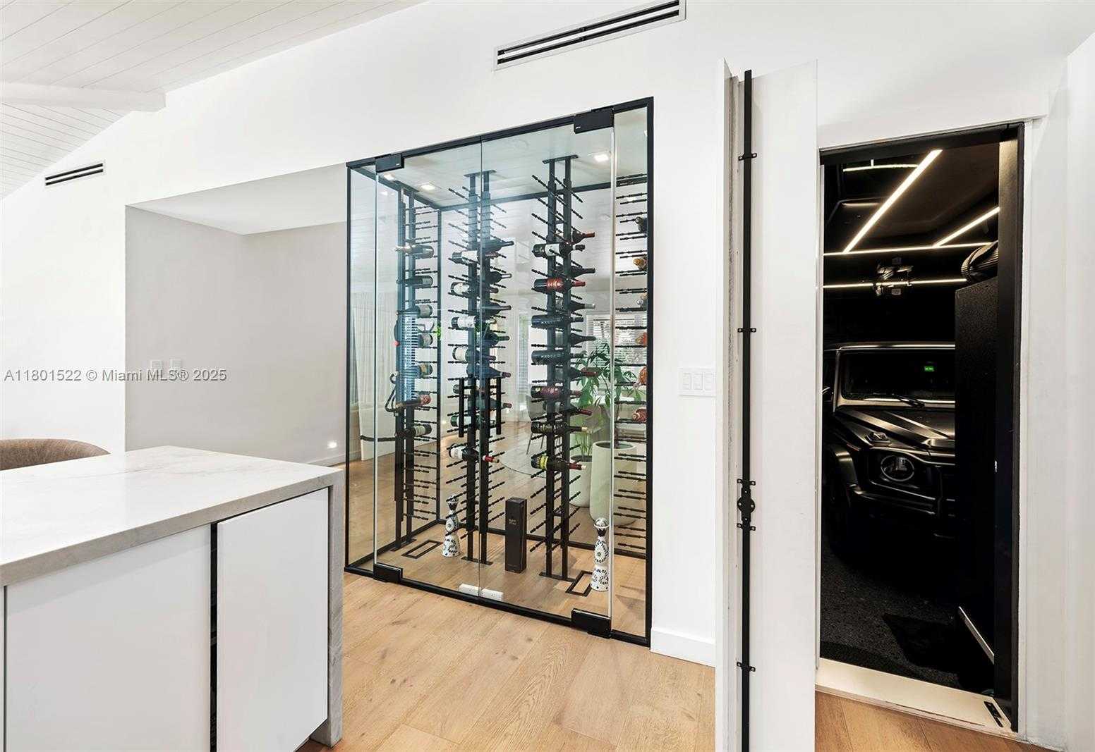 Small Image of 5711 MICHELANGELO ST, Coral Gables Number 28