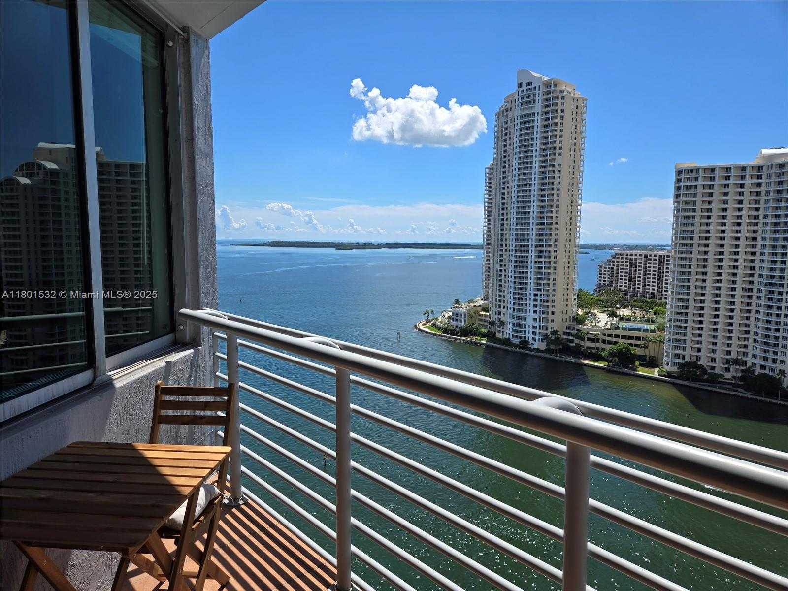 Small Image of 335 Biscayne Blvd, Miami, FL 33132, USA Number 23